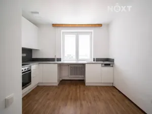 Pronájem bytu 3+1, Zlín, L. Váchy, 100 m2