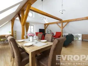 Pronájem bytu 3+1, Plzeň - Vnitřní Město, Františkánská, 95 m2