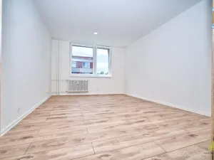 Prodej bytu 3+1, Břeclav - Poštorná, 71 m2