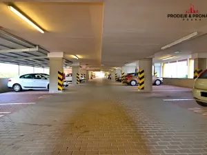 Prodej bytu 1+kk, Praha, Zakšínská, 30 m2