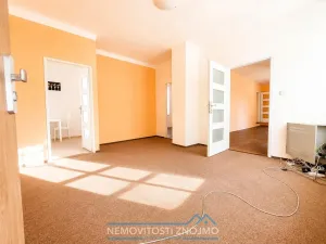 Pronájem kanceláře, Znojmo, Horní náměstí, 96 m2
