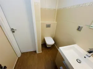 Pronájem bytu 2+kk, Praha - Braník, Branická, 51 m2
