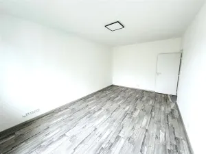 Pronájem bytu 2+1, Cheb, Kosmonautů, 56 m2