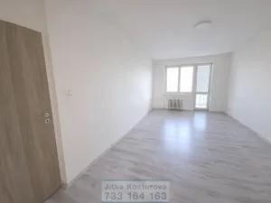 Pronájem bytu 2+1, Krnov - Pod Cvilínem, SPC S, 58 m2