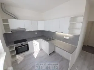 Pronájem bytu 2+1, Krnov - Pod Cvilínem, SPC S, 58 m2