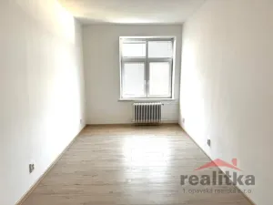 Pronájem bytu 3+1, Opava - Předměstí, Pekařská, 90 m2