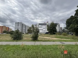 Pronájem komerčního pozemku, Hradec Králové, 1698 m2