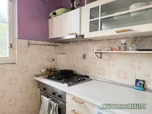 Pronájem bytu 3+1, Praha - Horní Počernice, Khodlova, 85 m2