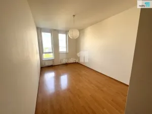 Pronájem bytu 2+kk, Praha - Řepy, Skuteckého, 57 m2
