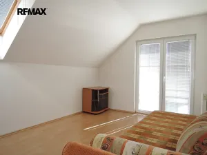 Pronájem rodinného domu, Hostivice, Řehníkova, 150 m2