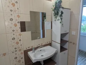 Pronájem bytu 2+1, Ústí nad Labem - Severní Terasa, Maková, 60 m2