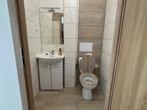 Pronájem obchodního prostoru, Třebíč - Nové Dvory, Kpt. Jaroše, 62 m2