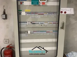 Prodej skladu, Drnovice, 7000 m2