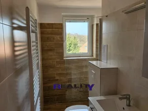 Prodej bytu 3+kk, Lubenec, 59 m2
