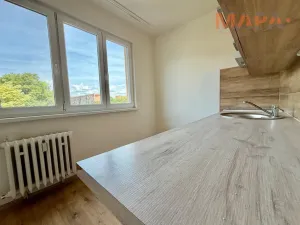 Pronájem bytu 2+1, Kadaň, Chomutovská, 56 m2
