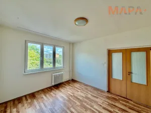 Pronájem bytu 2+1, Kadaň, Chomutovská, 56 m2