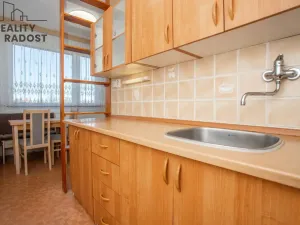 Prodej bytu 3+1, Krupka, Šeříková, 83 m2