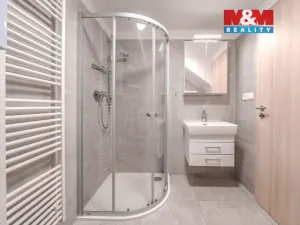 Pronájem bytu 2+kk, Benešov, Husovo náměstí, 78 m2