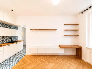 Pronájem bytu 2+kk, Praha - Vysočany, Nemocniční, 45 m2
