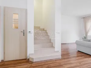 Pronájem rodinného domu, Nelahozeves - Lešany, Letní, 120 m2