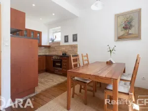 Prodej bytu 2+kk, Říčany - Radošovice, nám. Československé armády, 85 m2