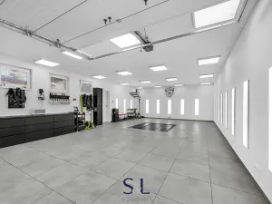 Prodej obchodního prostoru, Nový Bor, Česká, 325 m2