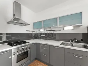 Prodej bytu 3+kk, Praha - Smíchov, Na Hřebenkách, 85 m2