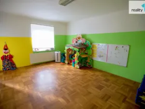 Pronájem komerční nemovitosti, Hradec Králové, Srdínkova, 205 m2