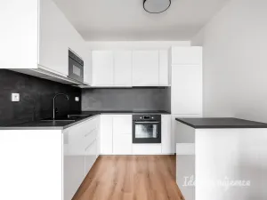 Pronájem bytu 2+kk, Praha - Hloubětín, Sobí, 55 m2