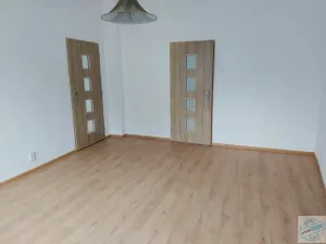 Pronájem bytu 2+1, Krnov, Petrovická, 58 m2