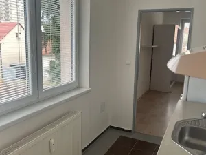 Pronájem bytu 1+1, Zlín, Hluboká, 44 m2