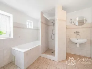 Prodej vícegeneračního domu, Nejdek, Limnická, 280 m2