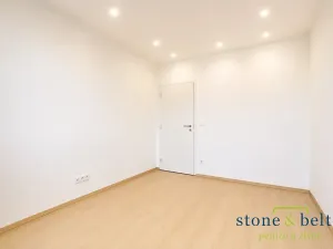 Prodej bytu 2+kk, Praha - Hlubočepy, Fabiánové, 45 m2