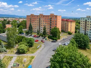 Prodej bytu 2+1, Chomutov, Pod Břízami, 51 m2