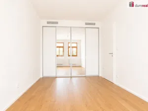 Pronájem bytu 2+kk, Praha - Břevnov, Bělohorská, 60 m2