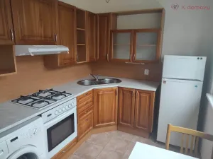 Pronájem bytu 2+1, Zlín - Malenovice, Chelčického, 57 m2
