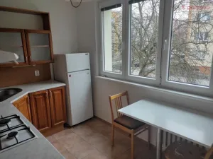 Pronájem bytu 2+1, Zlín - Malenovice, Chelčického, 57 m2