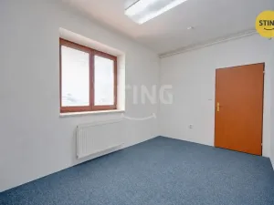 Pronájem obchodního prostoru, Zlín, třída Tomáše Bati, 69 m2