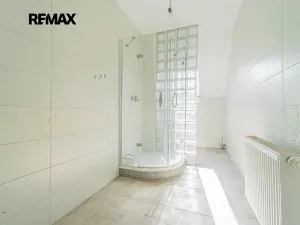 Prodej rodinného domu, Vinařice, 202 m2