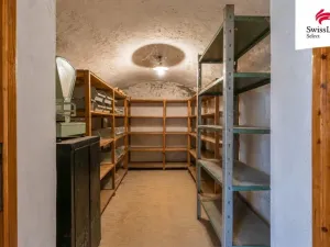 Prodej historického objektu, Praha - Troja, K Bohnicím, 176 m2