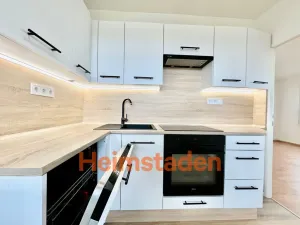 Pronájem bytu 2+1, Ostrava - Mariánské Hory, Zelená, 68 m2