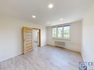 Pronájem bytu 2+1, Tanvald, Radniční, 52 m2