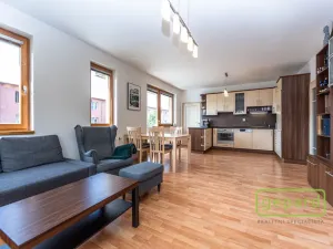 Pronájem bytu 3+kk, Praha, Nehvizdská, 69 m2