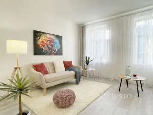 Prodej bytu 3+1, Praha, Žitavského, 71 m2