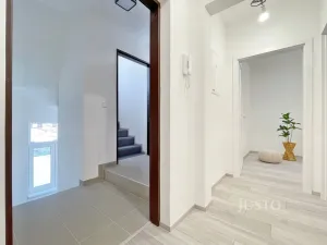 Prodej bytu 3+1, Praha, Žitavského, 71 m2