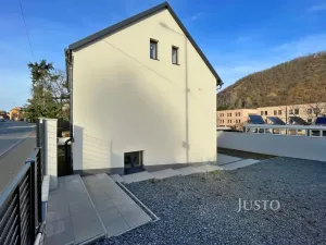 Prodej bytu 3+1, Praha, Žitavského, 71 m2