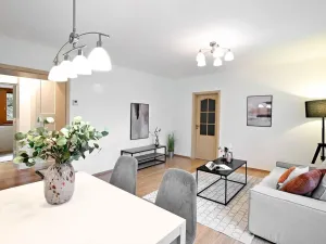 Prodej bytu 3+1, Praha - Košíře, Destinové, 79 m2
