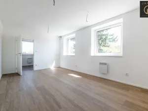 Prodej bytu 2+kk, Kladno, Dvorská, 37 m2