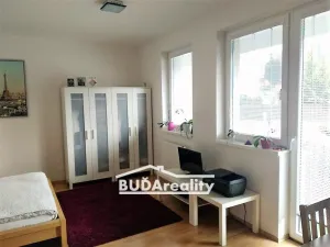 Pronájem bytu 1+kk, Zlín, Březnická, 53 m2