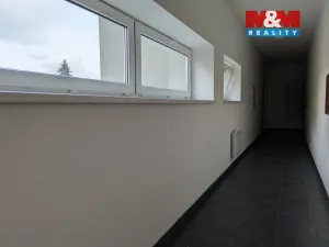 Pronájem bytu 2+kk, Praha - Horní Počernice, Božanovská, 65 m2